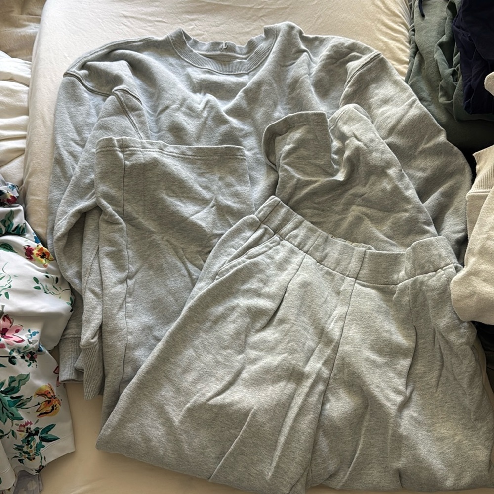 Aerie sweat set